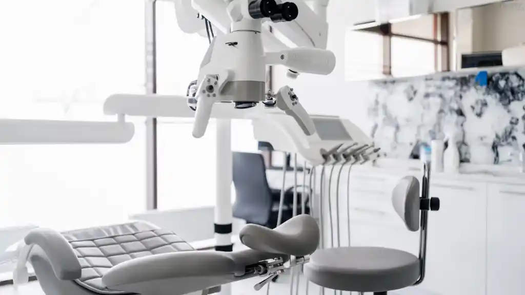 كرسي الأسنان